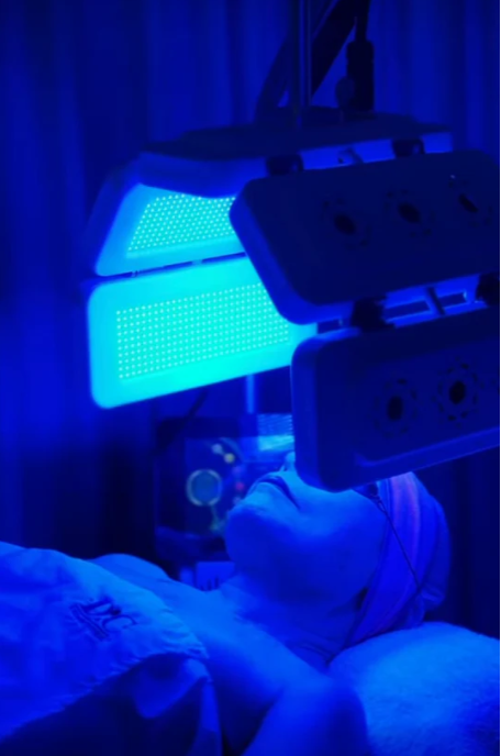 MAQUINA DE TERAPIA DE LUZ LED PDT